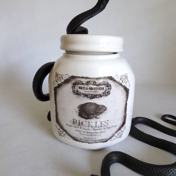 NEW 6” HALLOWEEN WHITE CERAMIC LIDDED APOTHECARY JAR PICKLED TOADS SNAKES - Picture 2 of 12